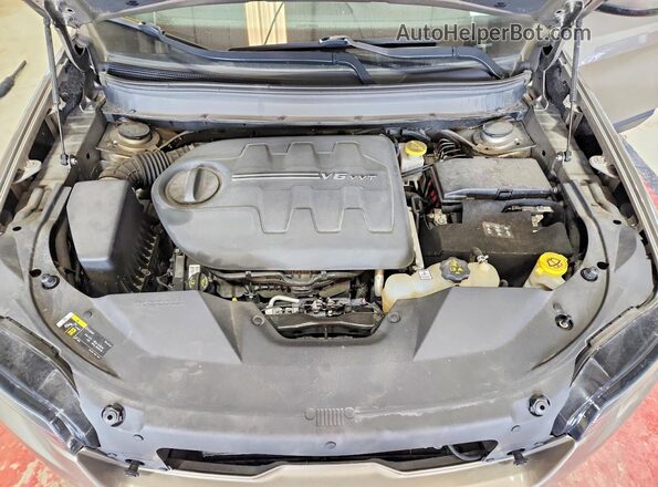 1C4PJMDX5LD635965 2020 JEEP CHEROKEE Tan Engine compartment view