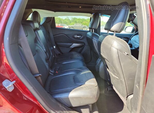 1C4PJMDX8LD617668 2020 JEEP CHEROKEE Burgundy Rear interior view