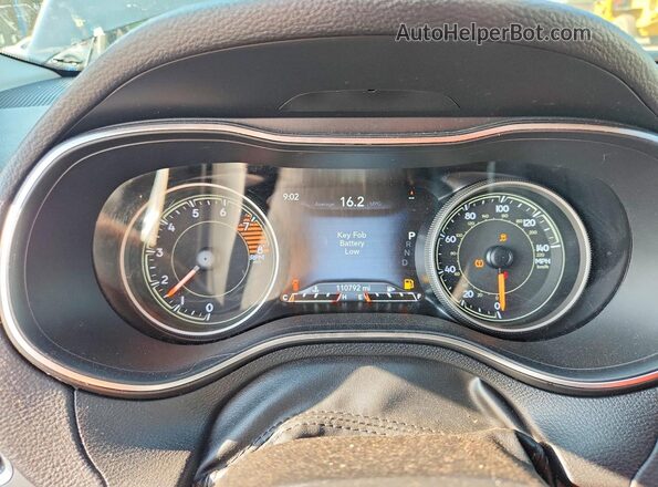 1C4PJMDX9KD282323 2019 JEEP CHEROKEE Black Instrument cluster view