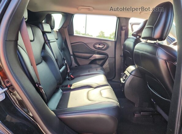 1C4PJMDX9KD282323 2019 JEEP CHEROKEE Black Rear interior view