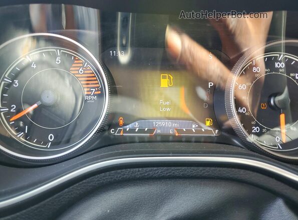 1C4PJMJN0KD234292 2019 JEEP CHEROKEE White Instrument cluster view