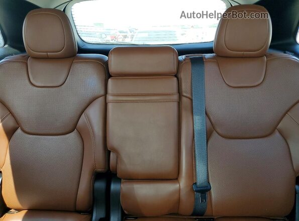 1C4PJMJN0KD234292 2019 JEEP CHEROKEE White Rear seats view