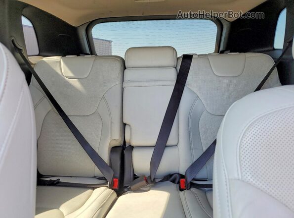 1C4PJMJS7GW372414 2016 JEEP CHEROKEE White Rear seats view