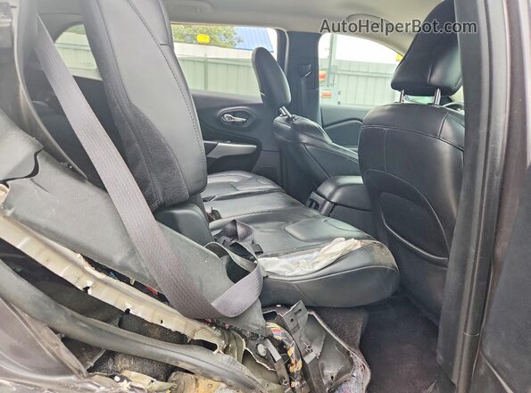 1C4PJMJX8JD594507 2018 JEEP CHEROKEE Gray Widok tylnych siedzeń