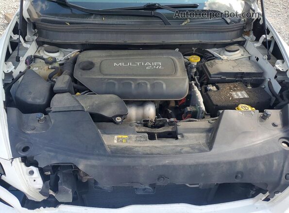 1C4PJMLB0JD555346 2018 JEEP CHEROKEE White Rear interior view
