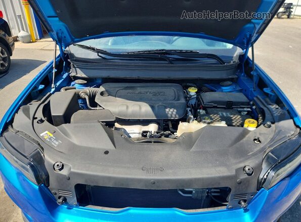 1C4PJMLB1MD242102 2021 JEEP CHEROKEE Blue Widok komory silnika