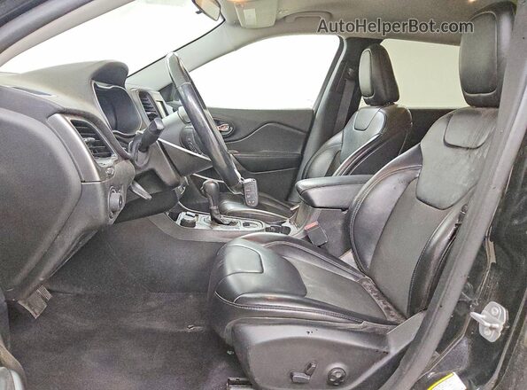 1C4PJMLB2KD174874 2019 JEEP CHEROKEE Black Սալոնի դիմացի տեսք