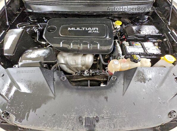 1C4PJMLB2KD174874 2019 JEEP CHEROKEE Black Շարժիչի բաժամունքի տեսք