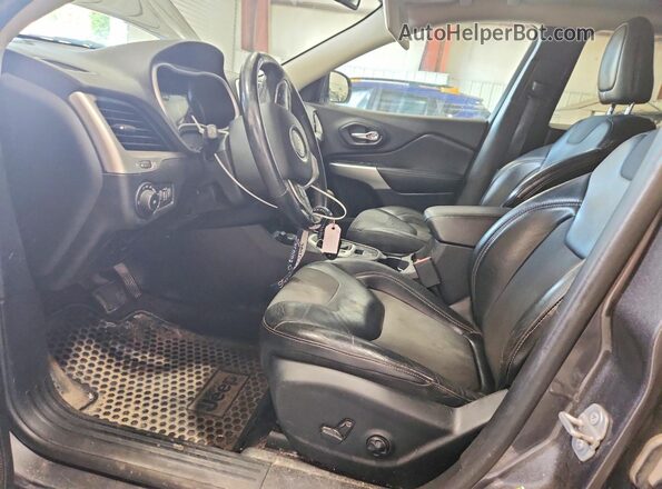 1C4PJMLB3JD512877 2018 JEEP CHEROKEE Gray Вид салону спереду