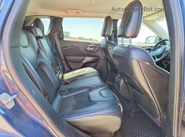 1C4PJMLB5LD610084 2020 JEEP CHEROKEE Blue Vista interior trasera