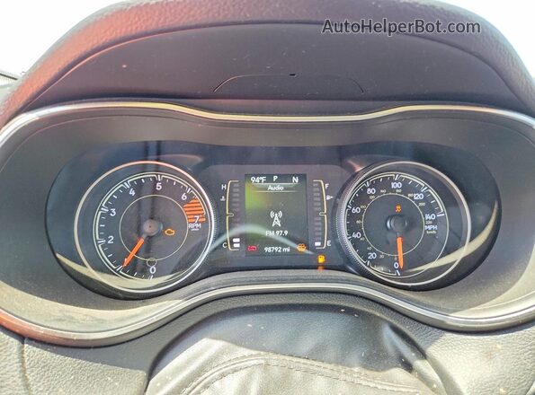 1C4PJMLB5LD610084 2020 JEEP CHEROKEE Blue Vista del cuadro de instrumentos
