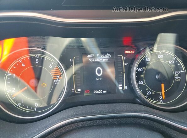 1C4PJMLB6KD254419 2019 JEEP CHEROKEE Green Vista del cuadro de instrumentos