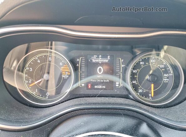 1C4PJMLB6KD319883 2019 JEEP CHEROKEE Gray Սարքավորումների վահանակի տեսք