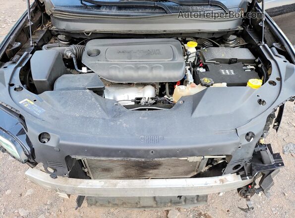 1C4PJMLB6LD650948 2020 JEEP CHEROKEE Black Engine compartment view