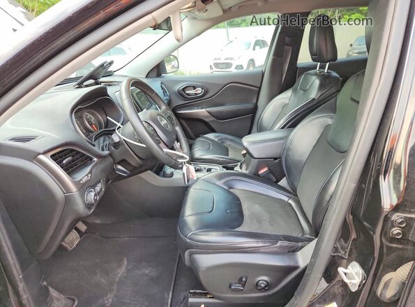 1C4PJMLB6LD650948 2020 JEEP CHEROKEE Black Front interior view