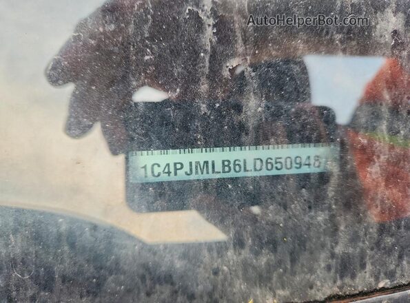 1C4PJMLB6LD650948 2020 JEEP CHEROKEE Black 360 interior view