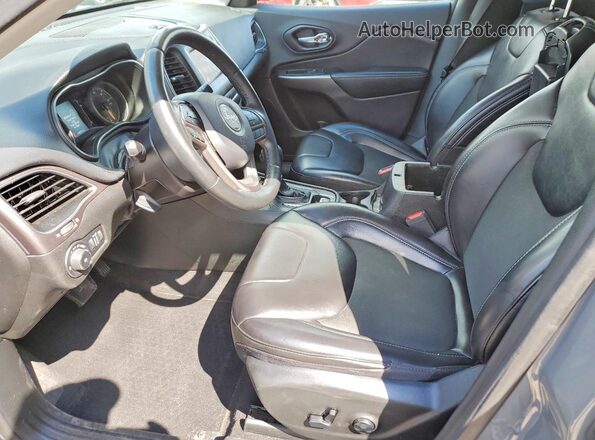 1C4PJMLB7KD354819 2019 JEEP CHEROKEE Gray Вид салону спереду