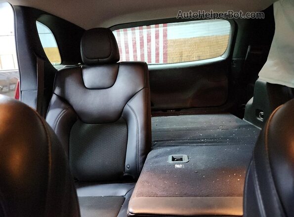 1C4PJMLB7KD407616 2019 JEEP CHEROKEE Burgundy Widok tylnych siedzeń