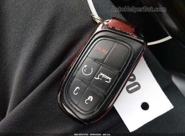 1C4PJMLB7LD579033 2020 JEEP CHEROKEE Red Dashboard view