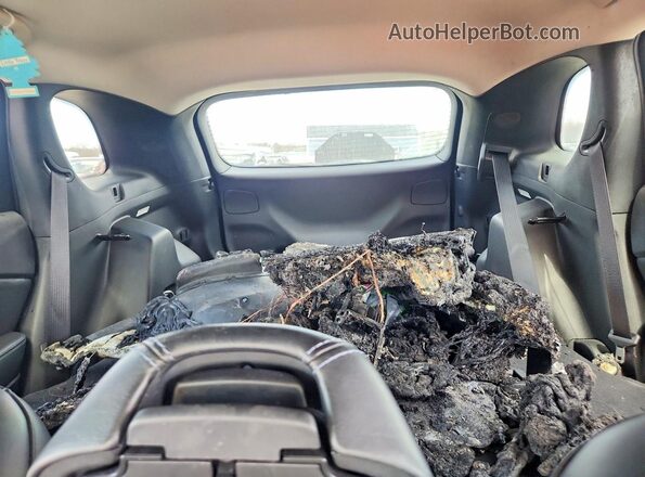 1C4PJMLB8LD505653 2020 JEEP CHEROKEE White Հետևի նստատեղերի տեսք