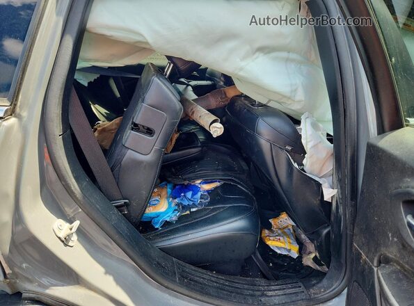 1C4PJMLB8LD634007 2020 JEEP CHEROKEE Gray Rear interior view