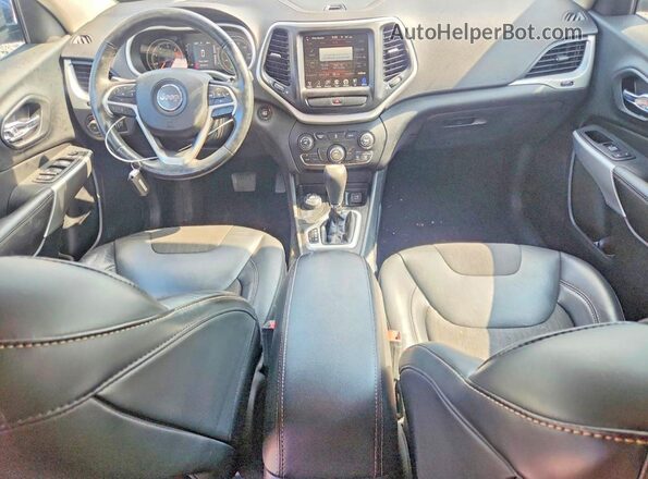 1C4PJMLB9JD548170 2018 JEEP CHEROKEE Blue Առջևի վահանակի տեսք