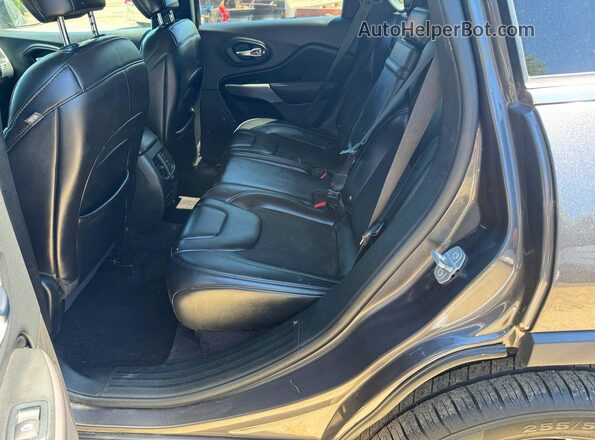 1C4PJMLB9KD182017 2019 JEEP CHEROKEE Gray VIN sticker view