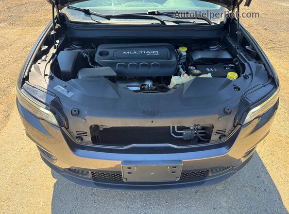 1C4PJMLB9KD182017 2019 JEEP CHEROKEE Gray Front interior view