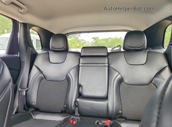 1C4PJMLB9KD199352 2019 JEEP CHEROKEE Черный Вид задних сидений