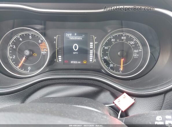 1C4PJMLB9LD612176 2020 JEEP CHEROKEE Gray Widok tylnych siedzeń