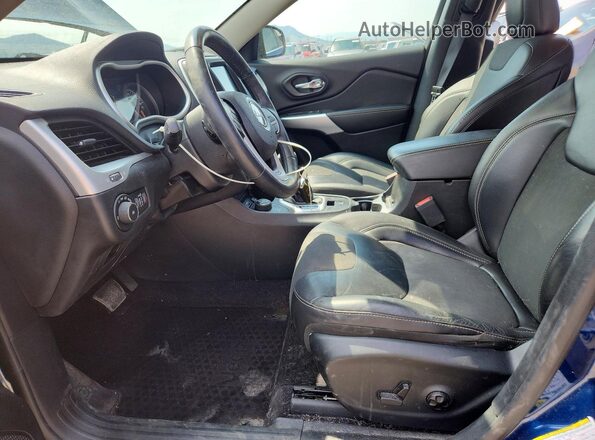 1C4PJMLBXJD569724 2018 JEEP CHEROKEE Синий Вид салона спереди