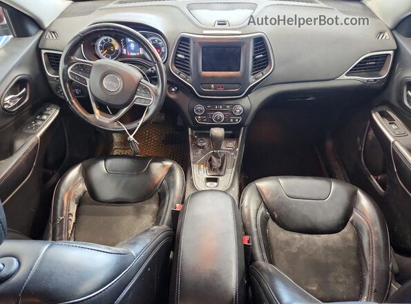 1C4PJMLN5KD117045 2019 JEEP CHEROKEE Maroon Widok deski rozdzielczej