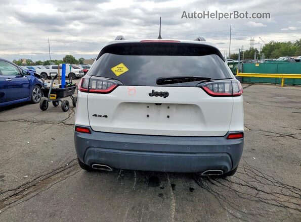 1C4PJMLN6KD335687 2019 JEEP CHEROKEE White Rear view
