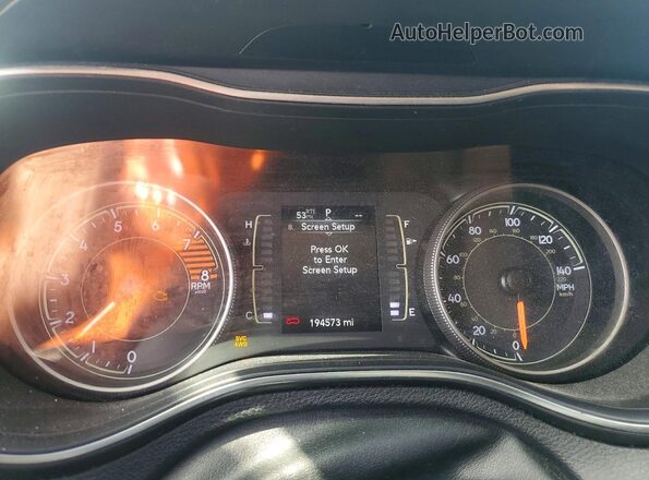 1C4PJMLX0KD208466 2019 JEEP CHEROKEE Green ხელსაწყოთა პანელის ხედი