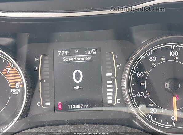 1C4PJMLX0KD375135 2019 JEEP CHEROKEE White Widok tylnych siedzeń