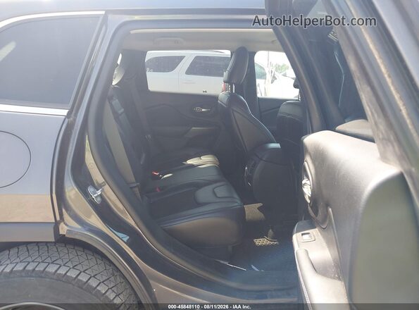 1C4PJMLX1KD271382 2019 JEEP CHEROKEE Gray Widok naklejki z numerem VIN