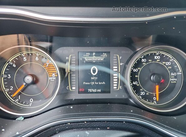 1C4PJMLX3KD104165 2019 JEEP CHEROKEE Silver Вид щитка приладів