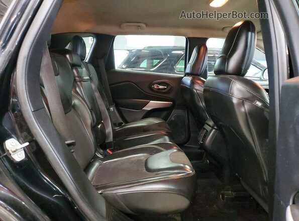 1C4PJMLX4JD514942 2018 JEEP CHEROKEE Black უკანა სალონის ხედი