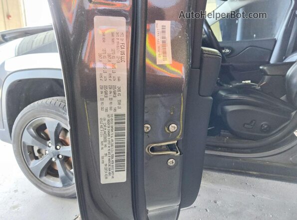 1C4PJMLX4KD330358 2019 JEEP CHEROKEE Gray VIN კოდის სტიკერის ხედი