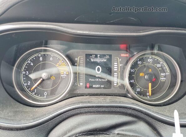1C4PJMLX5KD480821 2019 JEEP CHEROKEE Серый Вид щитка приборов