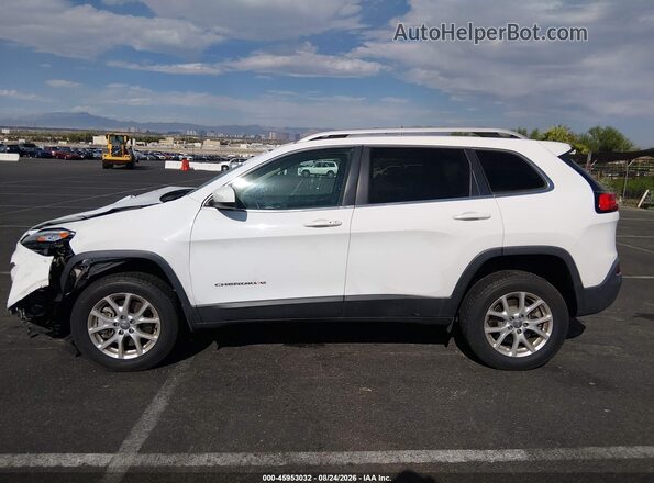 1C4PJMLX6JD560403 2018 JEEP CHEROKEE White უკანა სალონის ხედი