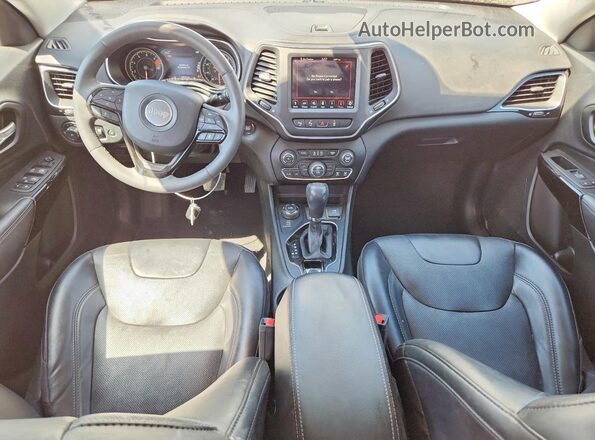1C4PJMMB1PD112260 2023 JEEP CHEROKEE Белый Вид панели приборов