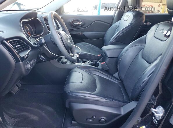 1C4PJMMB6PD106390 2023 JEEP CHEROKEE Black წინა სალონის ხედი