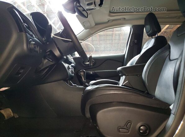 1C4PJMMB8PD110358 2023 JEEP CHEROKEE Gray წინა სალონის ხედი