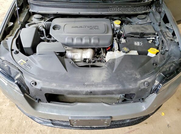 1C4PJMMB8PD110358 2023 JEEP CHEROKEE Gray ძრავის განყოფილების ხედი