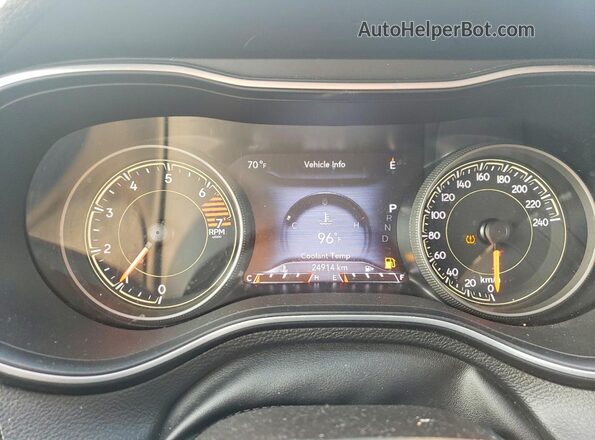 1C4PJMMB8PD110358 2023 JEEP CHEROKEE Gray ხელსაწყოთა პანელის ხედი