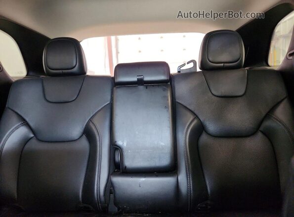 1C4PJMMX1MD141457 2021 JEEP CHEROKEE Black Rear seats view