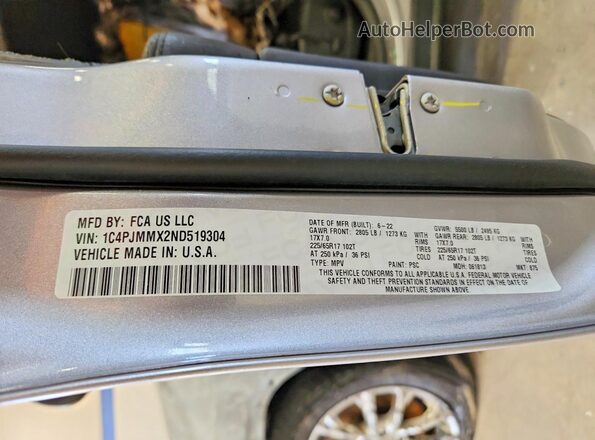1C4PJMMX2ND519304 2022 JEEP CHEROKEE Silver VIN կոդի պիտակի տեսք