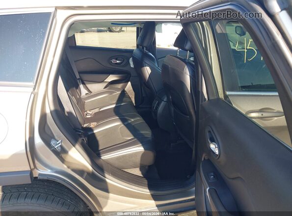 1C4PJMMX3MD185685 2021 JEEP CHEROKEE Cream VIN sticker view