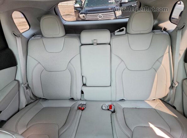 1C4PJMMX6ND520309 2022 JEEP CHEROKEE Gray Rear seats view